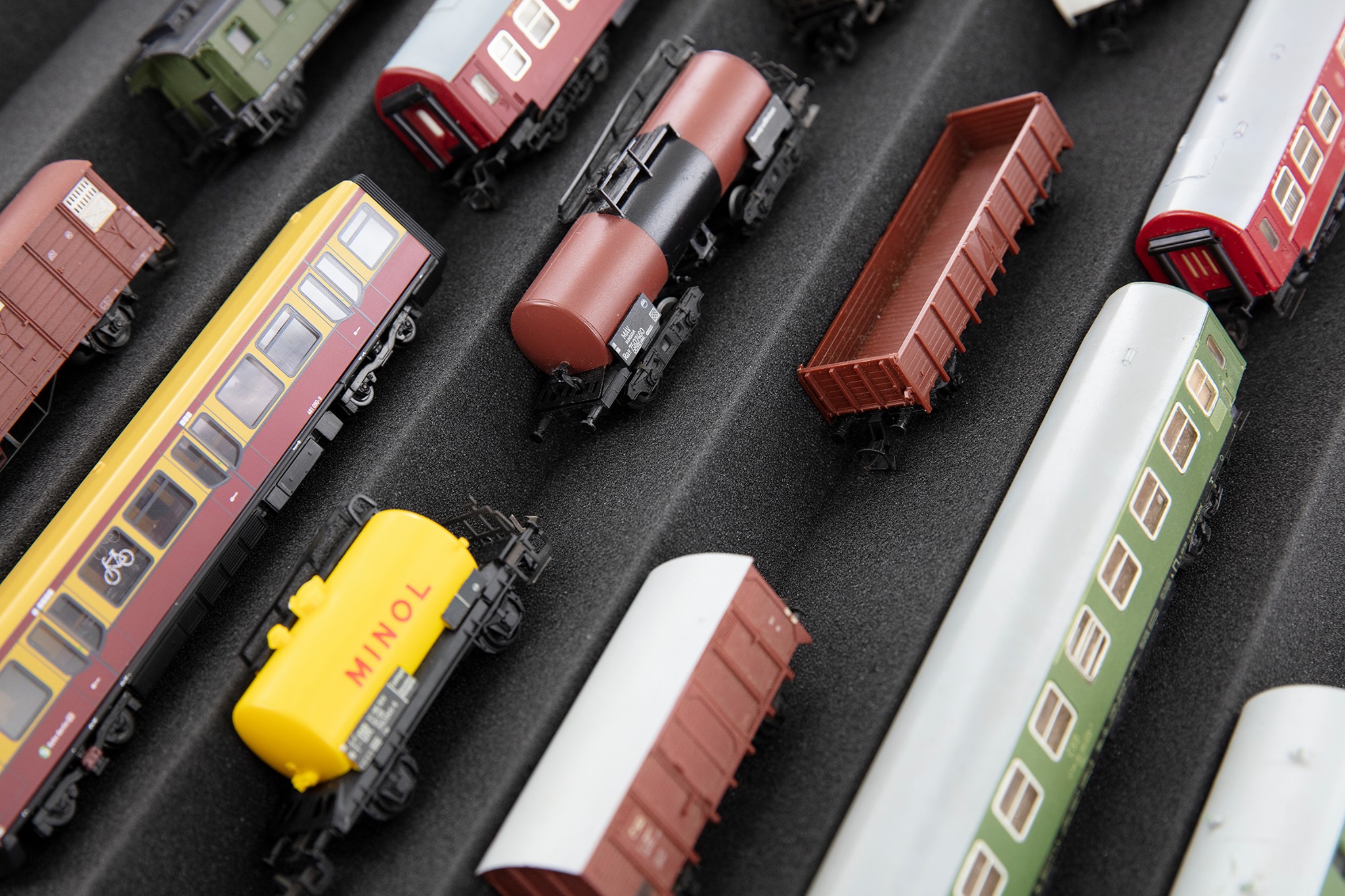 Model trains Custom foam inserts, boxes and other solutions to store